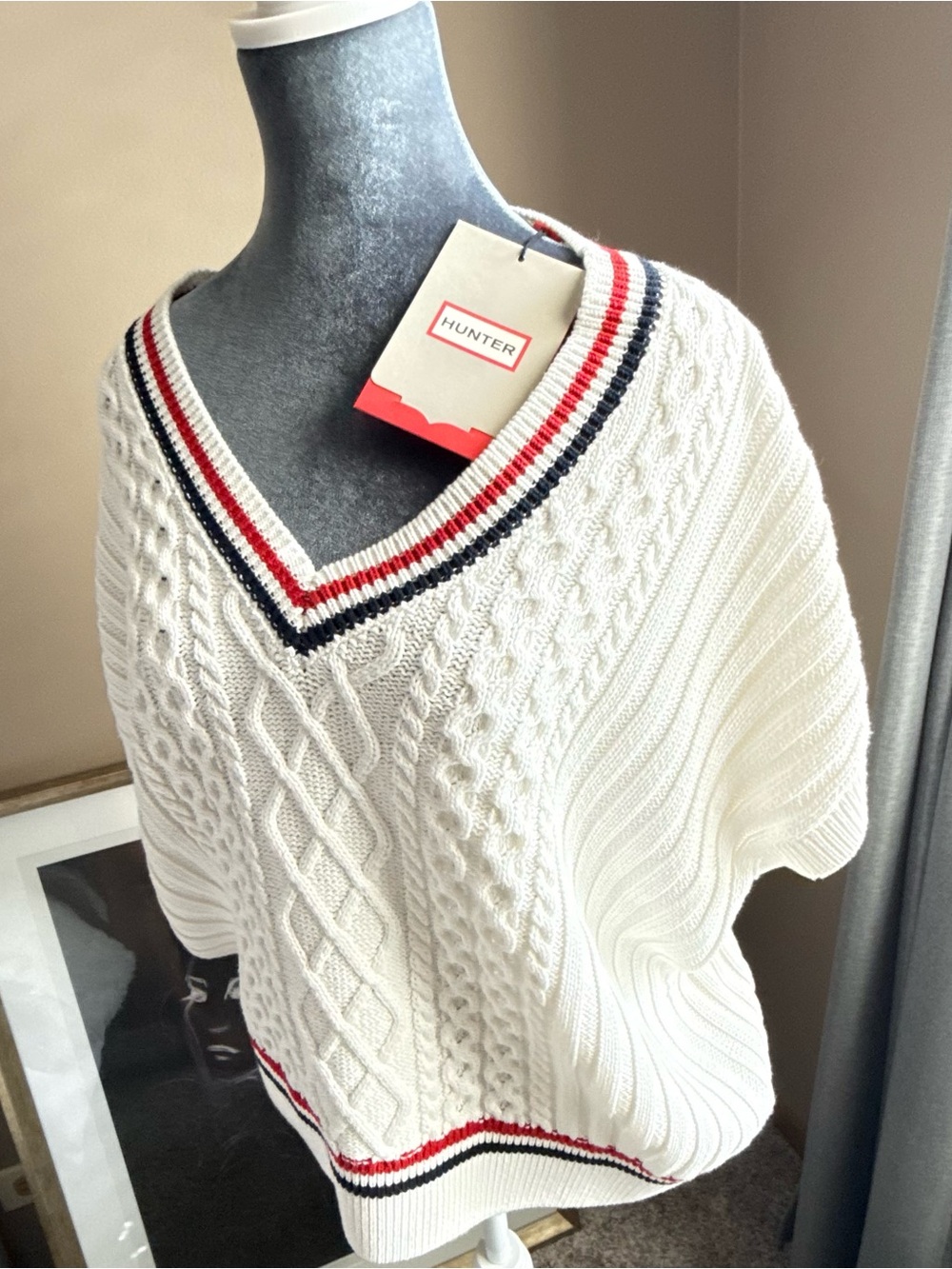 Hunter Cream Cable V-Neck Sweater with Red & Navy Stripe Trim